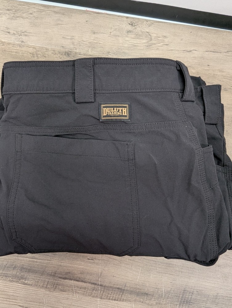 Duluth Flexpedition Cargo Pants Stretch Relaxed Fit 48x32 Mens Black Fishing
