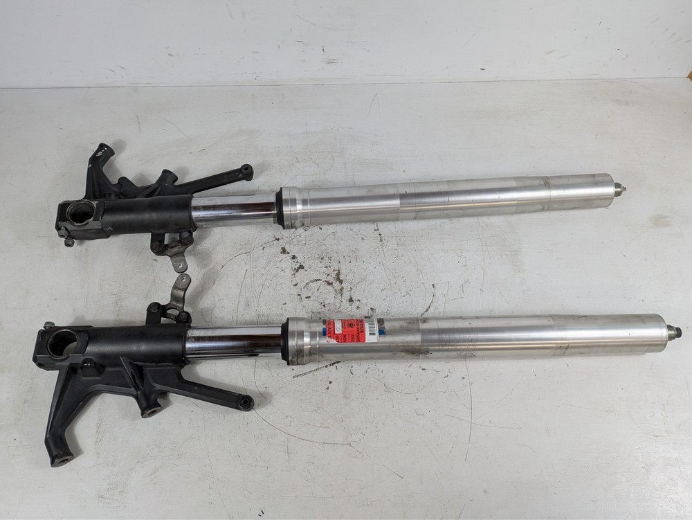 08-09 Kawasaki 1400GTR Concours 14 ZG1400 Front Suspension Forks (need seals)