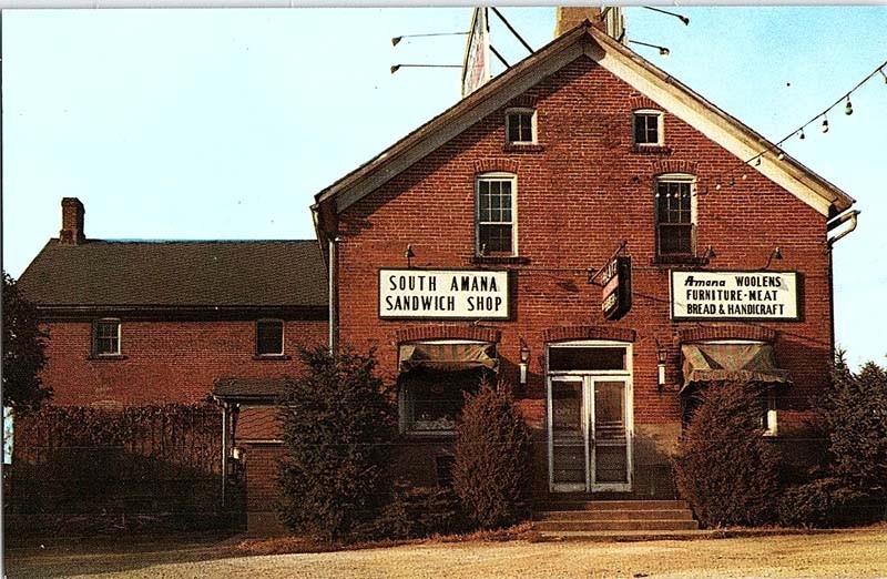 Postcard RESTAURANT SCENE Des Moines Iowa IA m/09 AJ2788