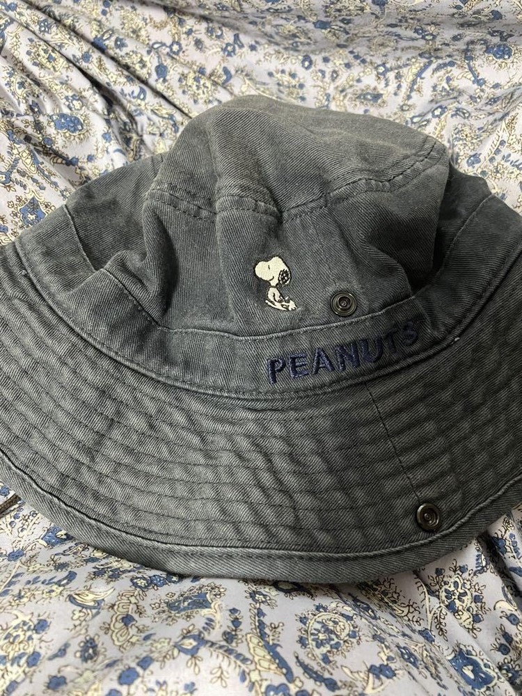 Snoopy Peanuts Safari Bucket Hat in Navy Blue