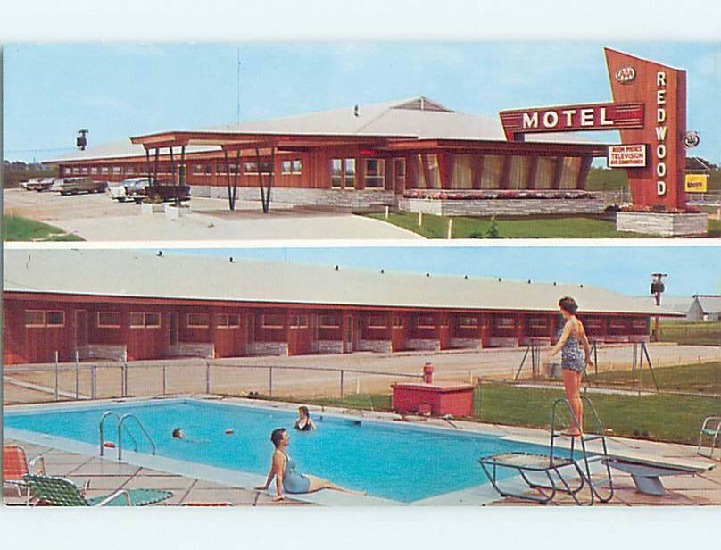Unused Pre-1980 BATHING BEAUTY AT REDWOOD MOTEL Jefferson Iowa IA u6258@