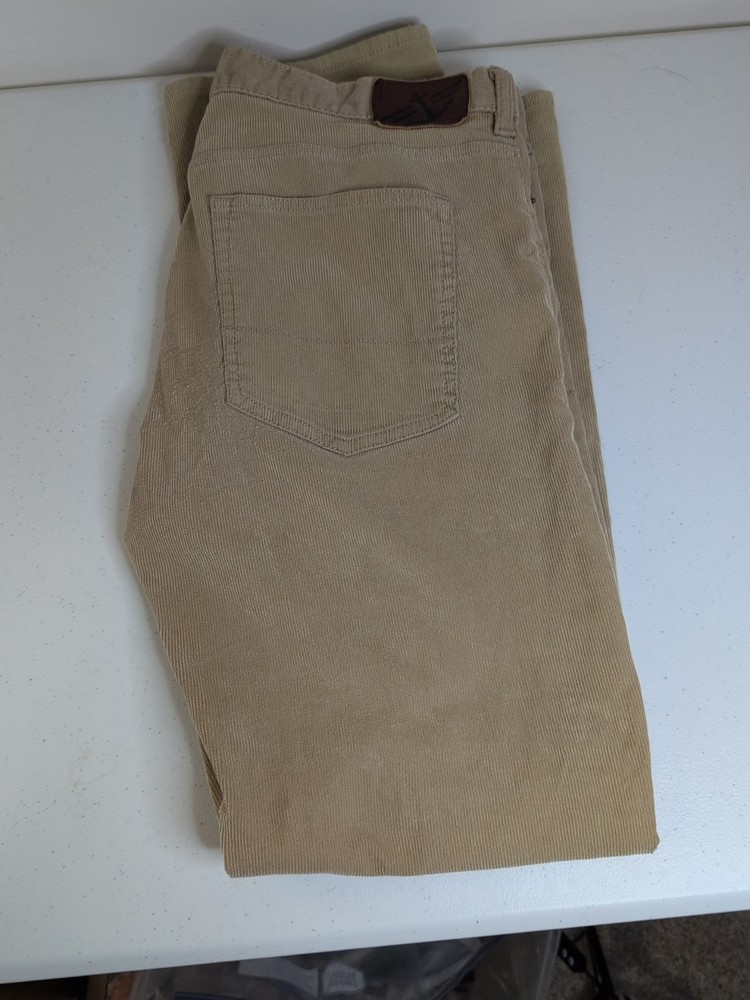 Vintage Dockers Tan Corduroy pants size 32 X 30 Mens Straight Fit
