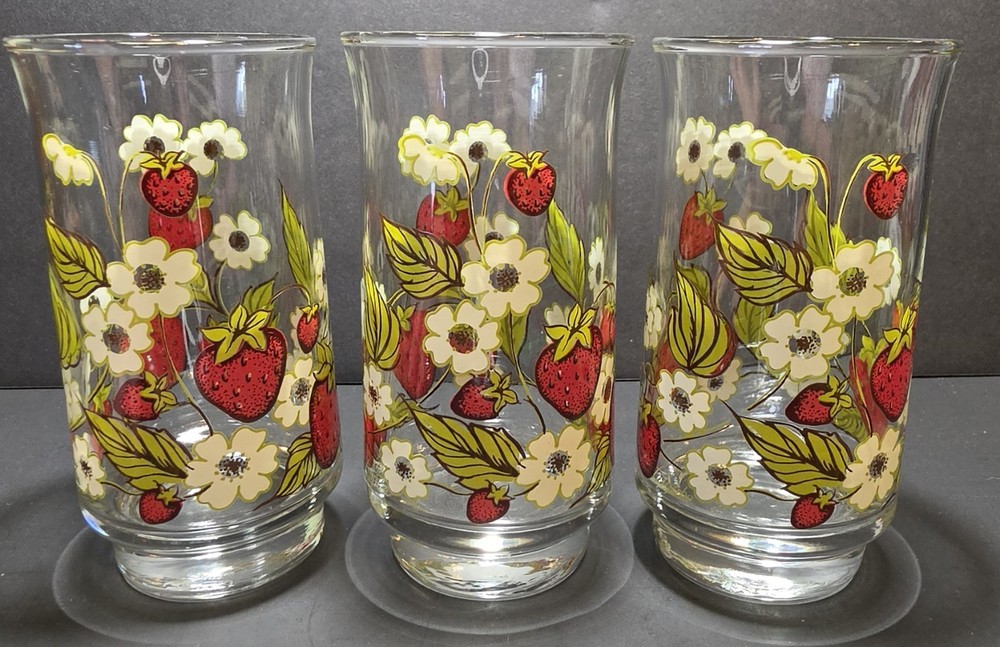 Vintage Anchor-Hocking Triguba Strawberry Blossom Set Of 3-12 oz Glasses