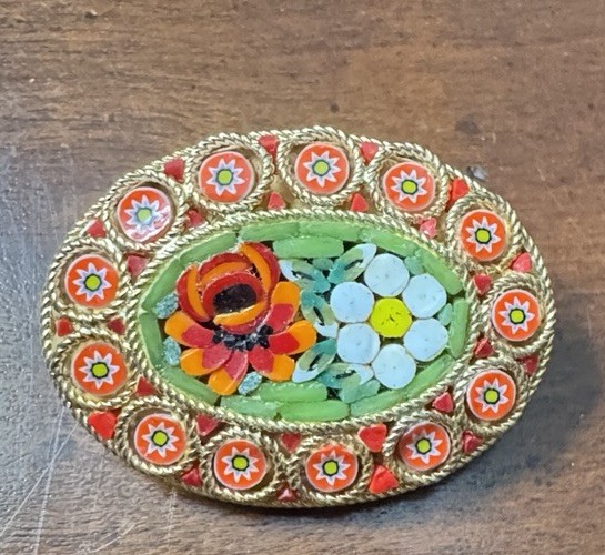 Vintage Gold Tone Micro Mosaic Brooch Pin Rose & Daisy Flowers Costume Jewelry