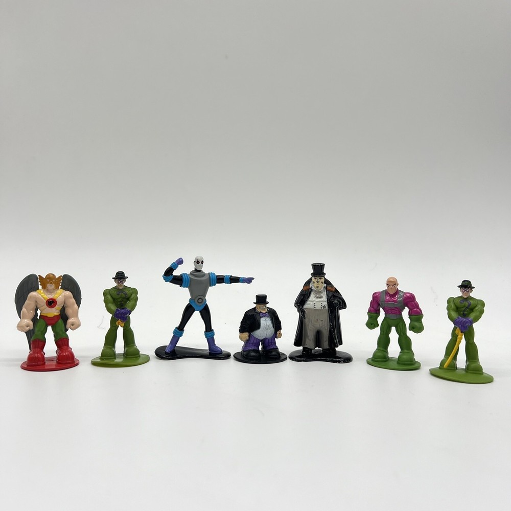 DC Comics Mini Toy Lot Of 7 Cake Toppers Penguin Riddler Plastic 1 Metal