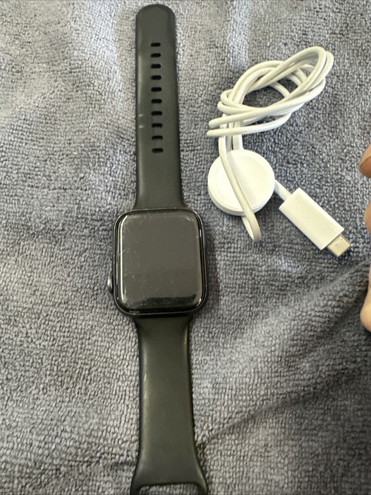 Apple Watch Series 6 Space Gray Aluminum Case GPS 44mm with Black Strap