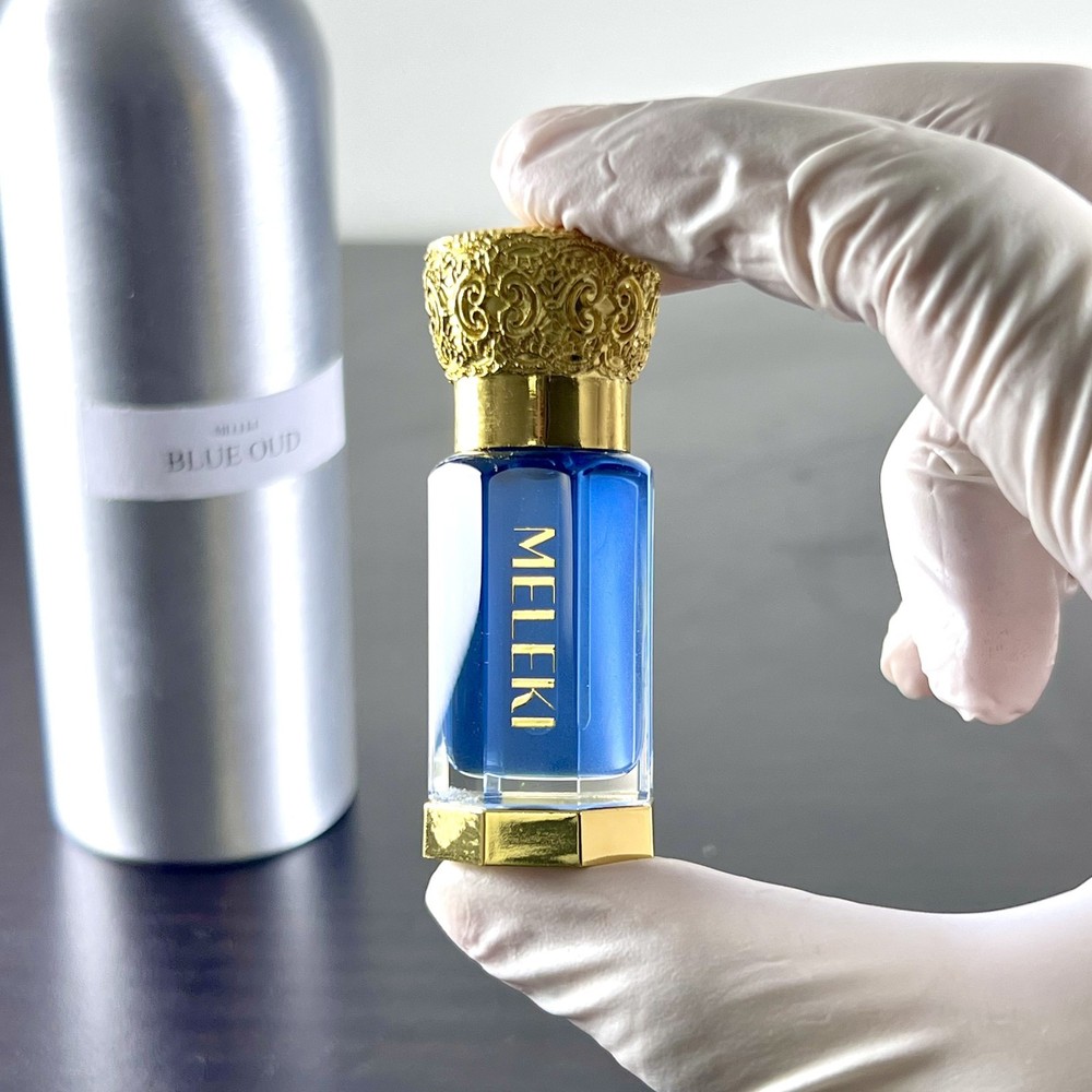 Blue Oud Perfume Oil – Unisex Arabian Scent with Woody Amber Rose Notes – 3ML