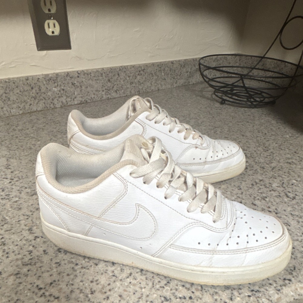Nike Court Vision Low triple white sneakers size 9.5 men’s