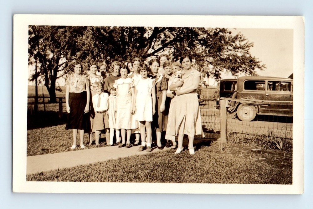 Old Vintage Photo WOMEN BOY PUPPY DOG CLASSIC CAR ANTIQUE SNAPSHOT PIC