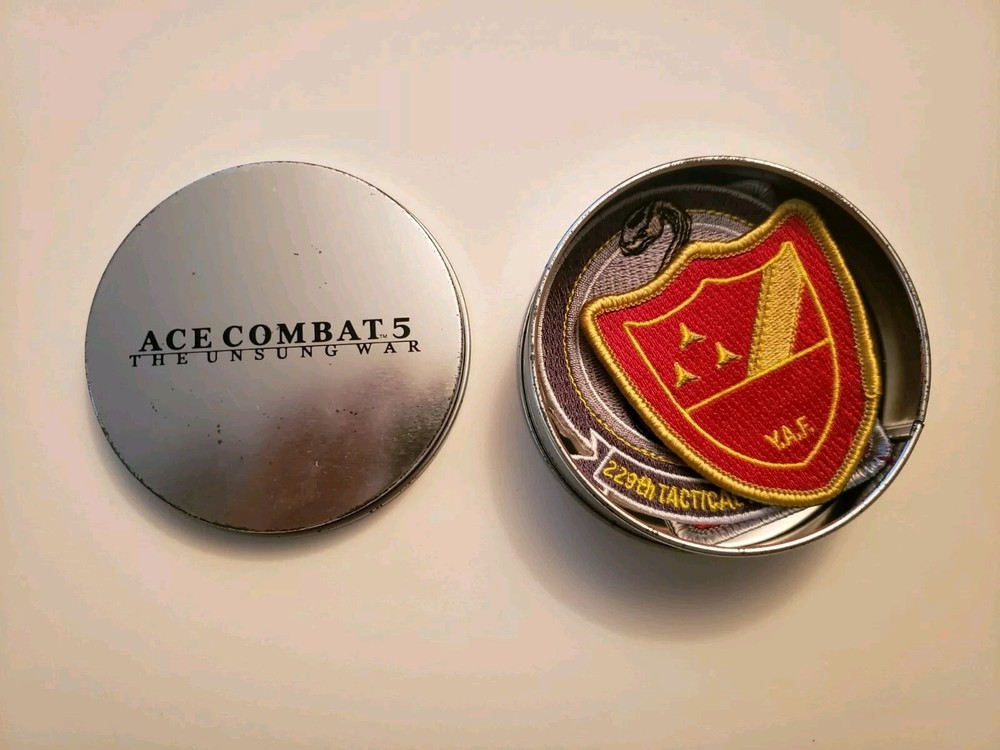 Ace Combat 5 Promo Tin with 3 Villain Iron-On Patches Set-image