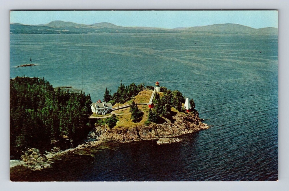 Owls Head ME-Maine, Owls Head Light, Rockland, Antique Vintage Souvenir Postcard