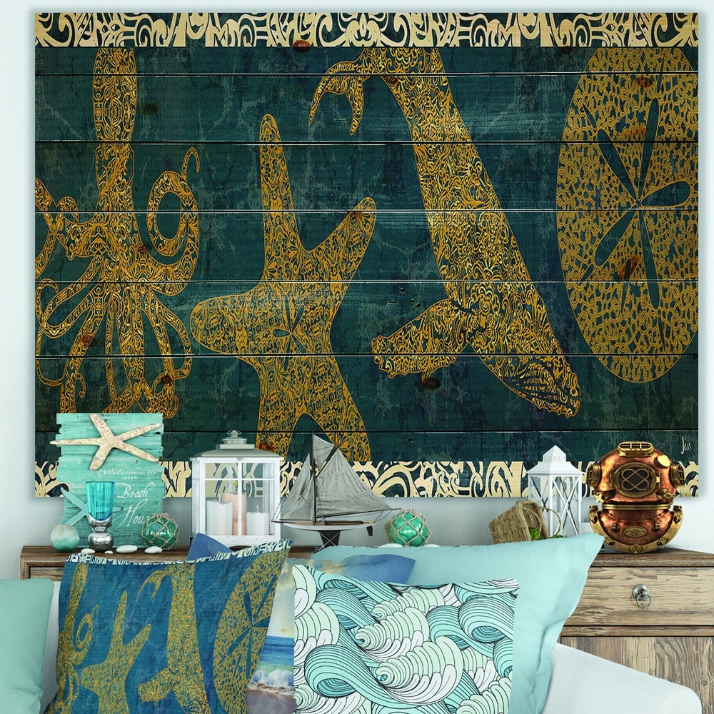 Designart 'Coastal Sea Life Seastar And Octopus' Nautical &  Small