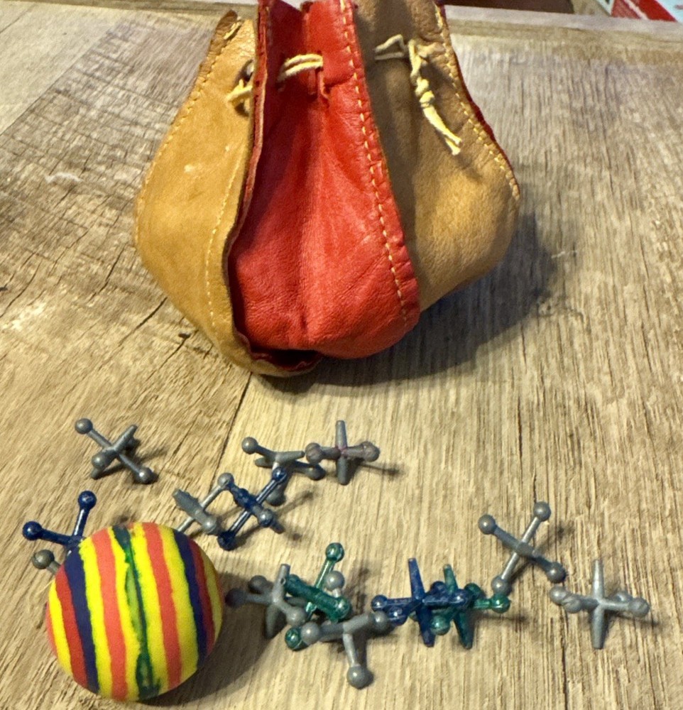 Vintage 1950s 14 Metal Jacks And Rubber Ball In Drawstring Leather Pouch Game