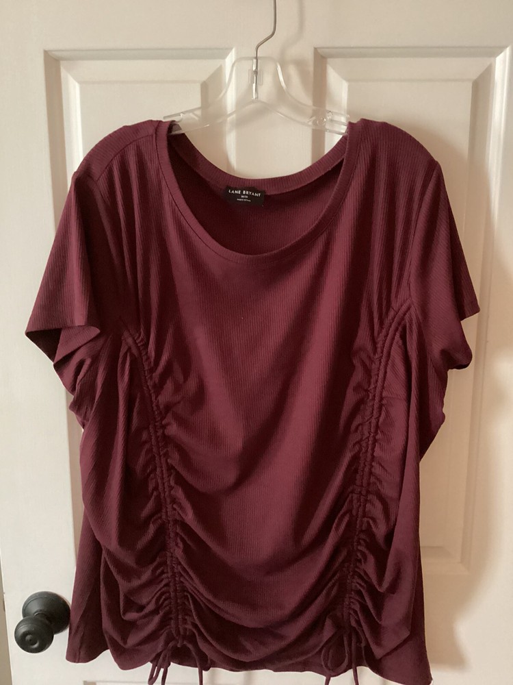 Lane Bryant Women’s Plus Short-Sleeve Crew-Neck Tee 26/28 Maroon