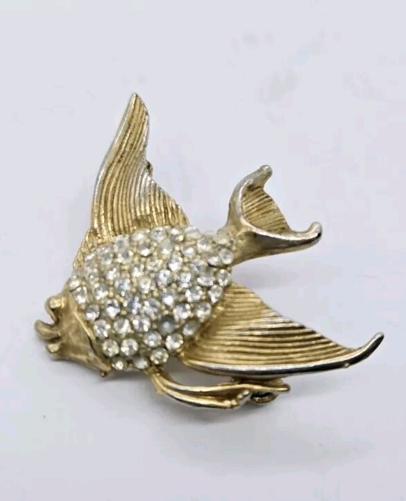 Vintage Angel Fish Brooch Pin Pave Crystal Gold tone 1.5 in