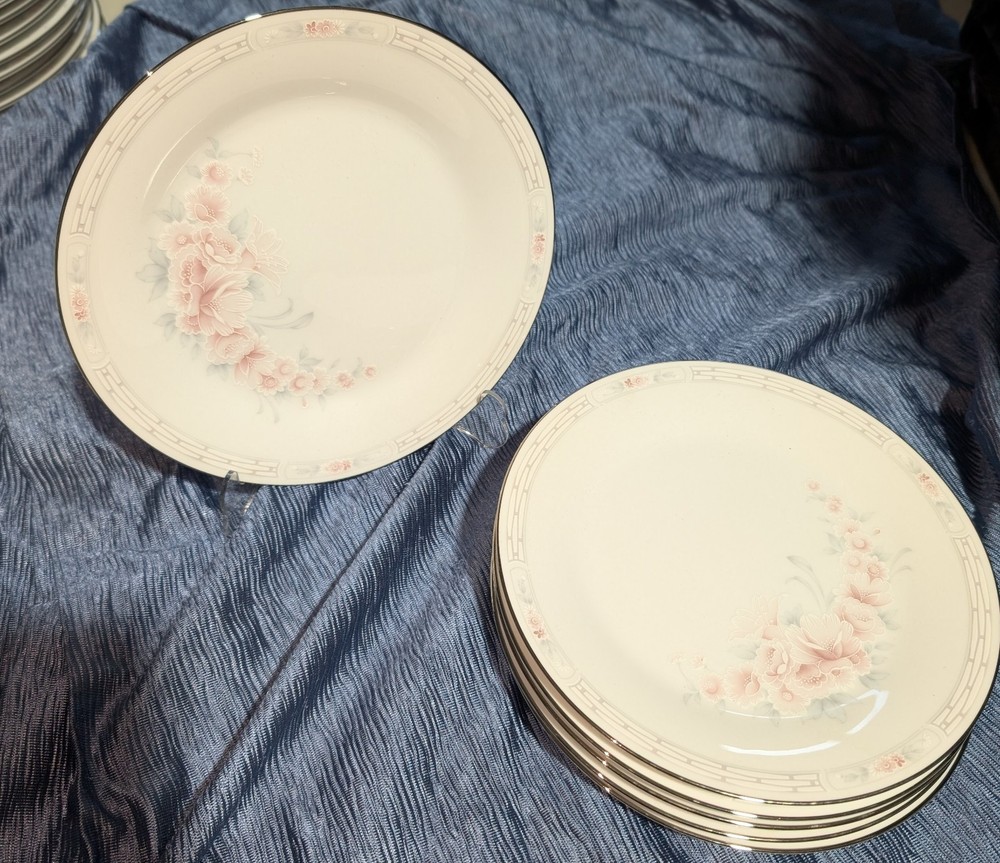 Noritake Carthage 3330 Floral Platinum Fine China Salad Plates Set of 6