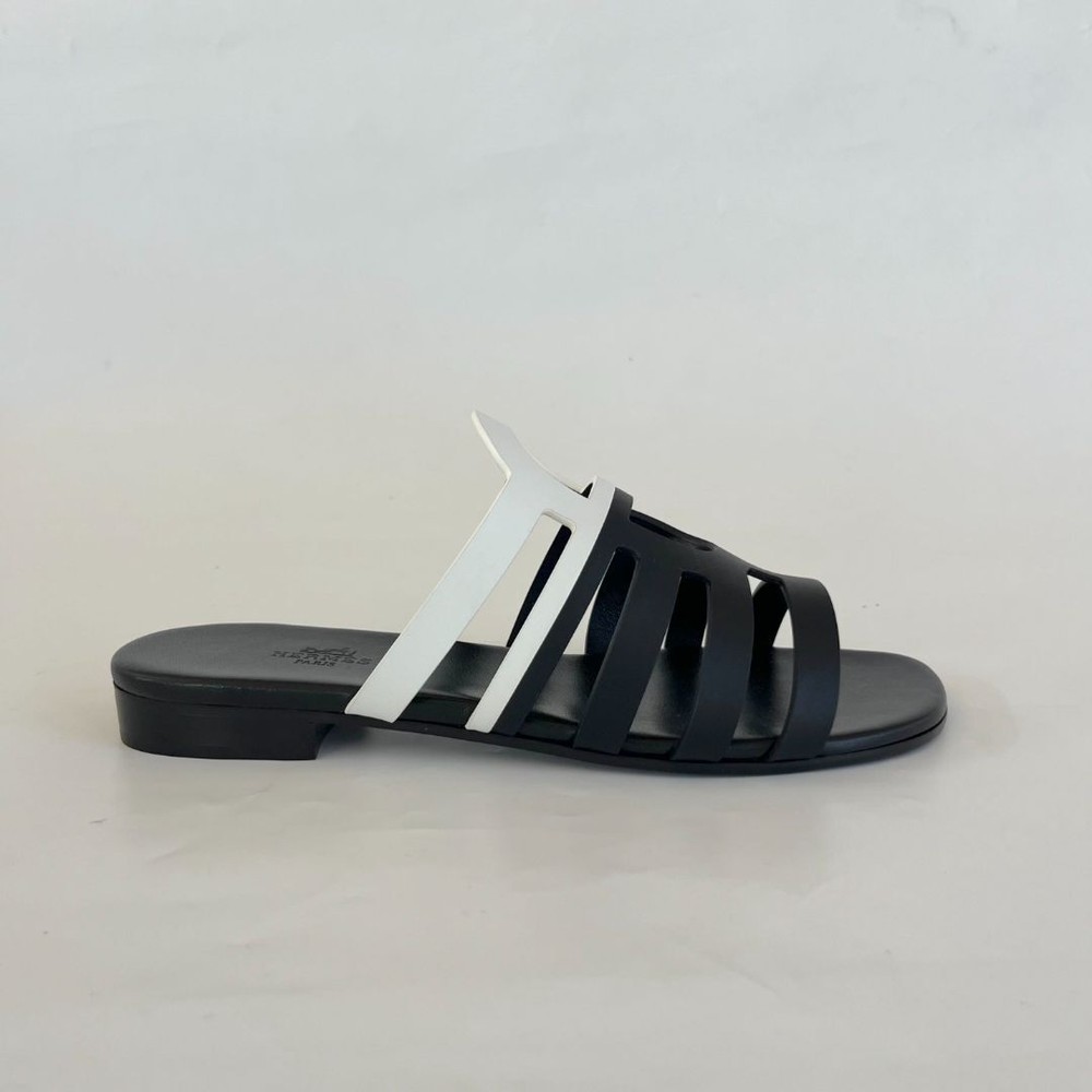 Hermès Camelia black and white sandals size 38.5