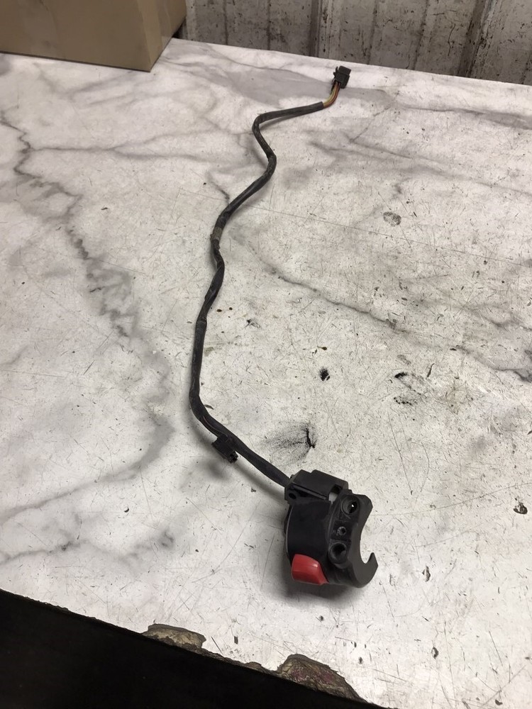 12 Suzuki DL650 DL 650 A V Strom Right Hand Control Switch Starter Button