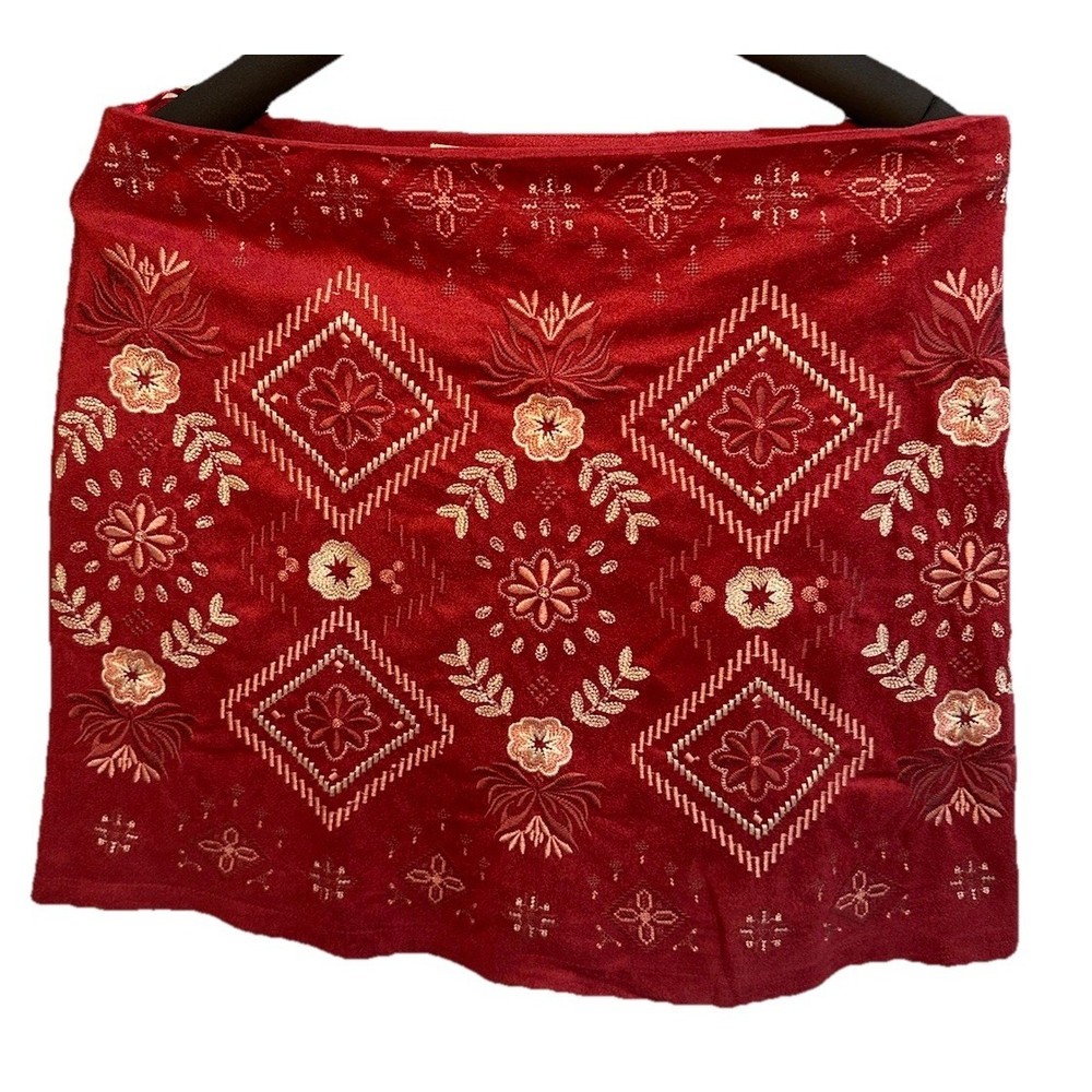Francesca's Mi Ami Mini Skirt Women's Sz Large Burnt Red Embroidered Faux Suede