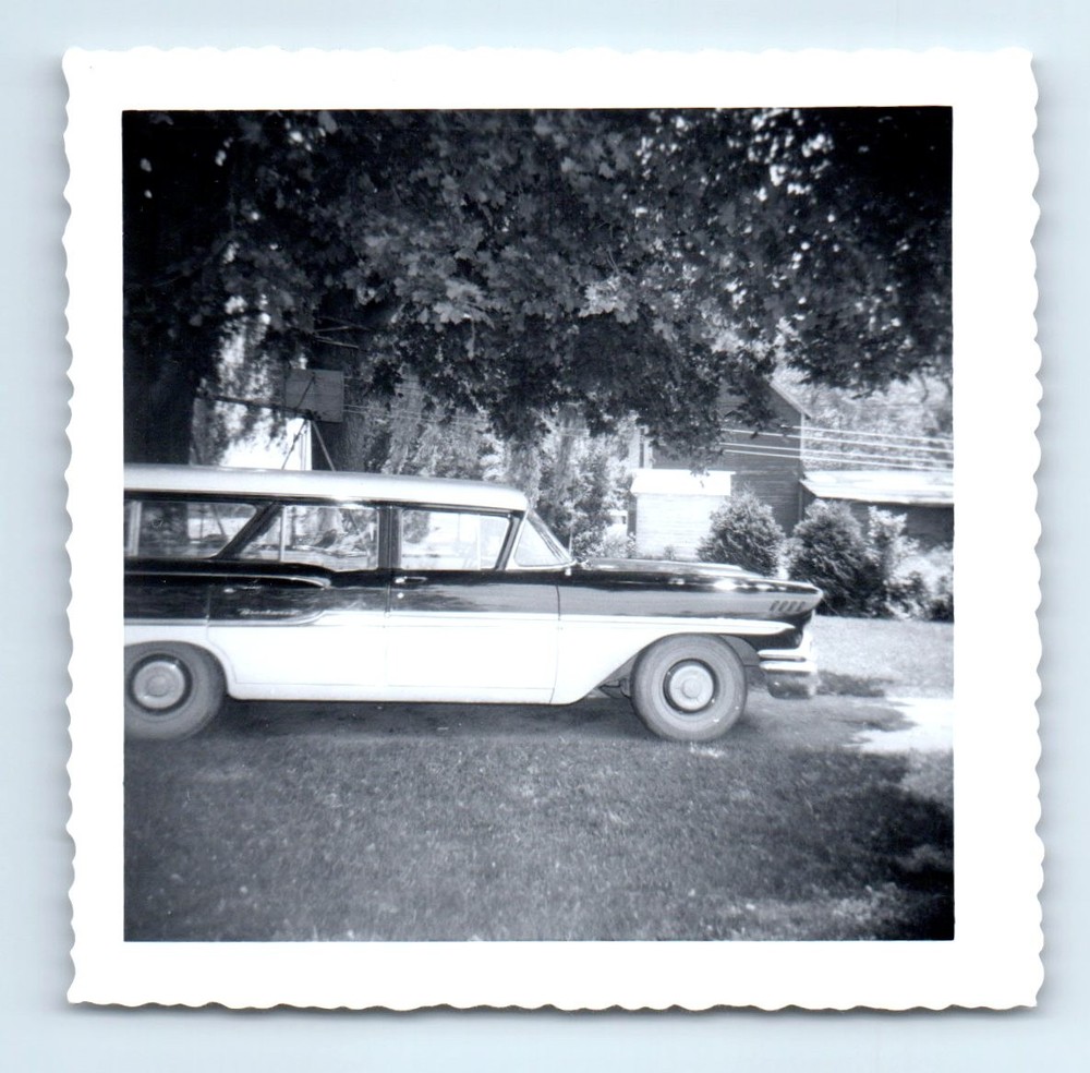 Old Vintage Square Photo CLASSIC CAR STATION WAGON 1958 CHEVROLET YEOMAN