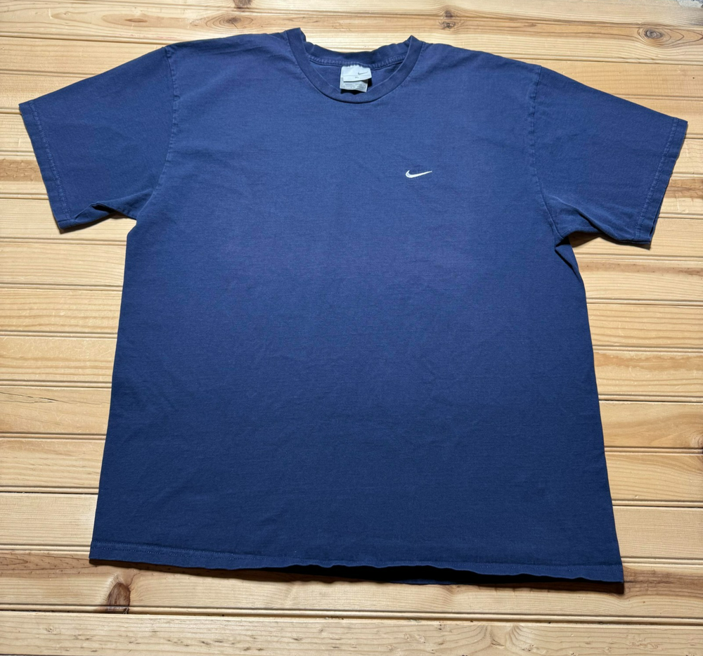 Vintage Y2K Nike Mini Swoosh Embroidered Blank Short Sleeve Crewneck Shirt - XL