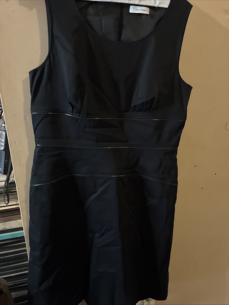 Calvin Klein Women's Sleeveless  Dress Black, Knee Length Size 12