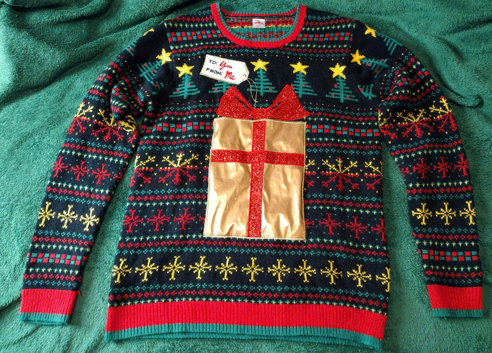 Holiday Time Men's Ugly Christmas Sweater Size M Black With A Golden Gift Pocket