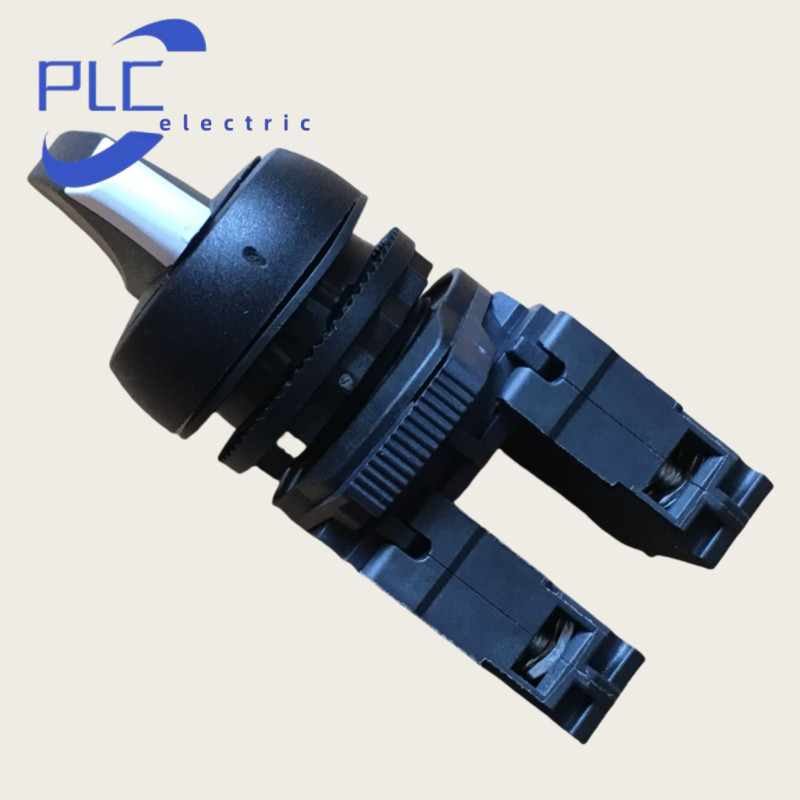 1PCS NEW Type 800FP-SM32 Allen Bradley 800F PB 22mm 3 Position Selector Switch
