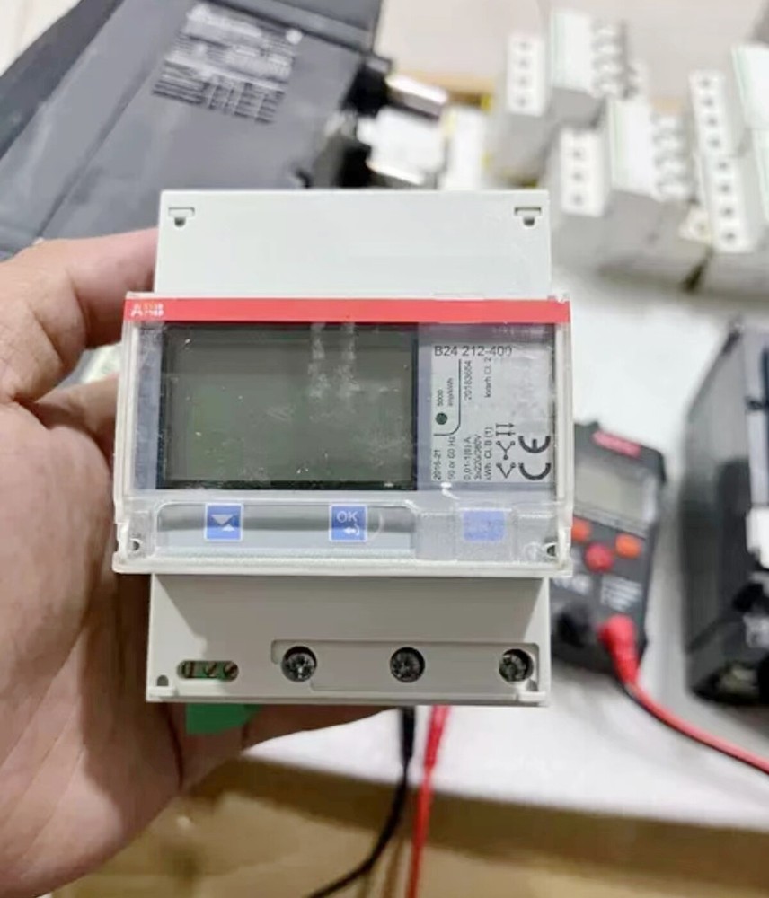 1pc ABB B24 212-400 rail mounted electricity meter