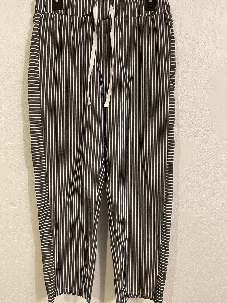 Women’s Dress Pants Striped Gray & White Stretch Waist Sz. L