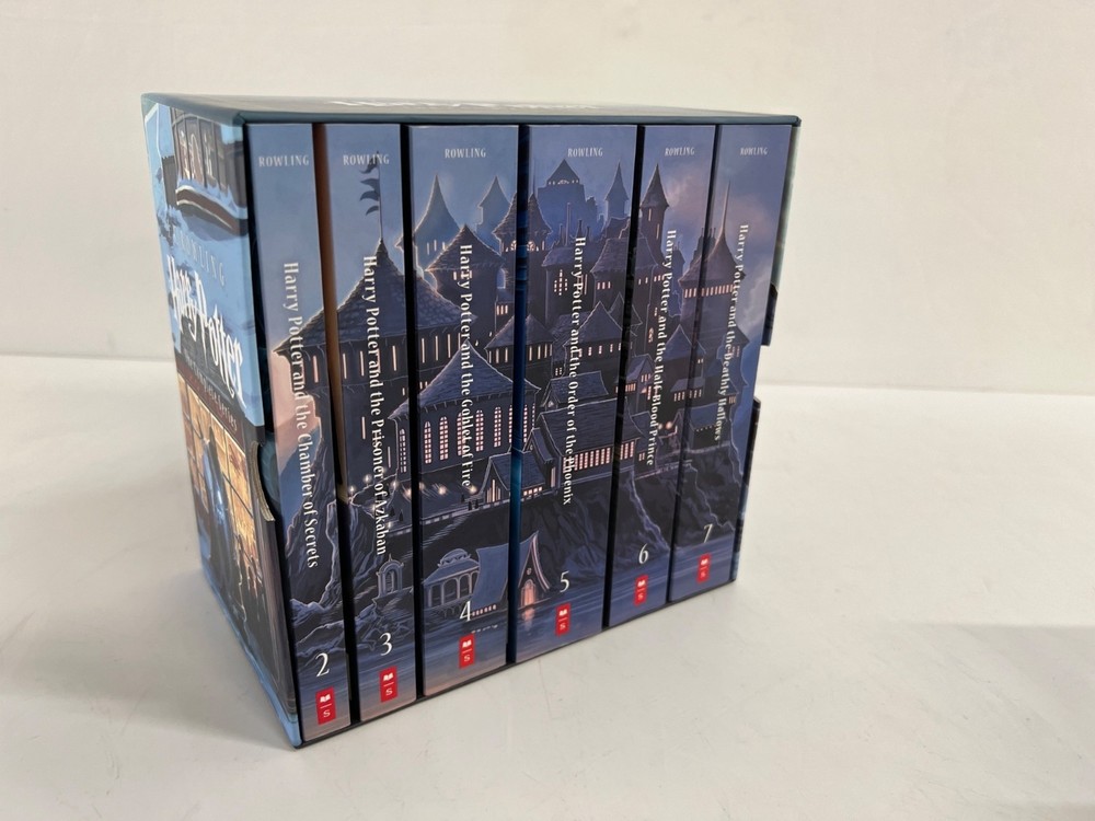 J.K. Rowling HARRY POTTER The Complete Series Paperback Book Set 1-7