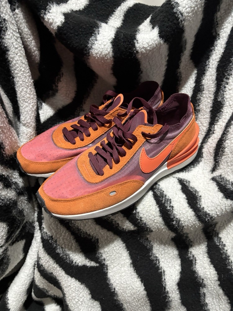 Rare Orange & Burg Nike Mens Shoes 8. 5  Nsw