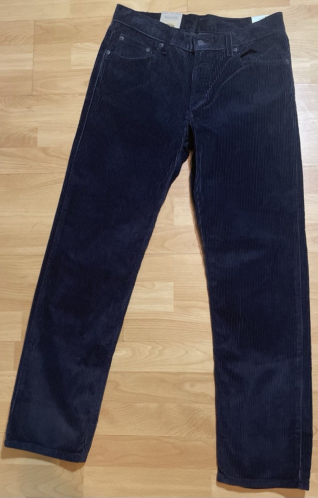 LEVI STRAUSS & CO * Women’s Black Corduroy Jeans Size 29x30 Brand New!!