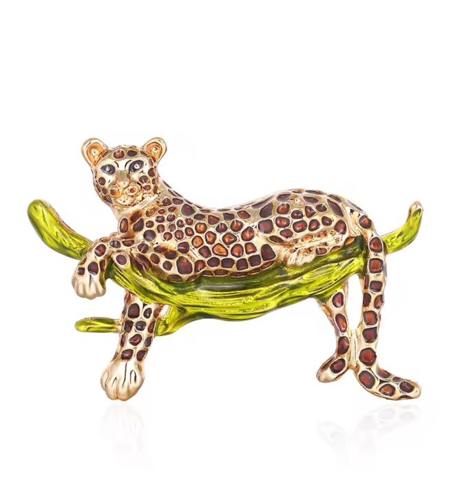 Tiger Pin Enamel Leopard Brooch for Stylish Clothing Decoration
