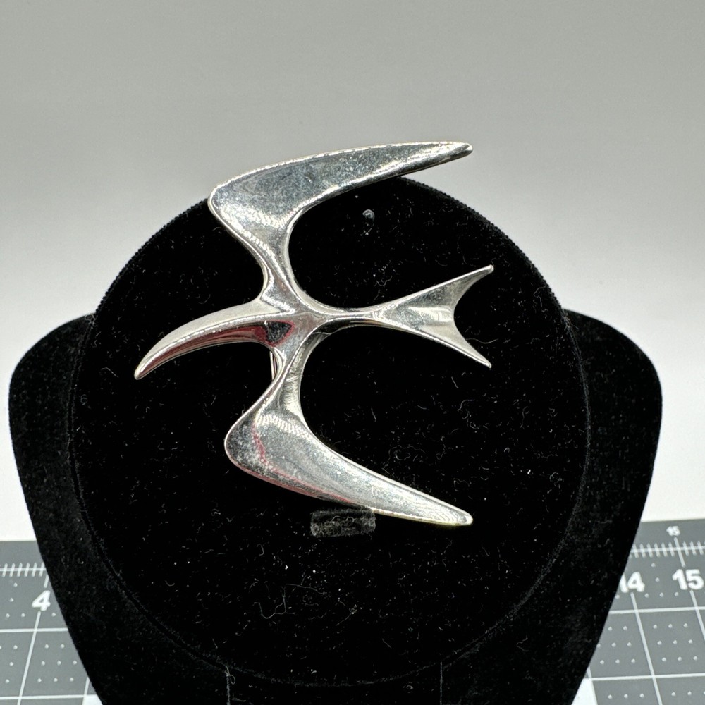 Vintage Sarah Coventry Mr Seagull Brooch Silver Tone