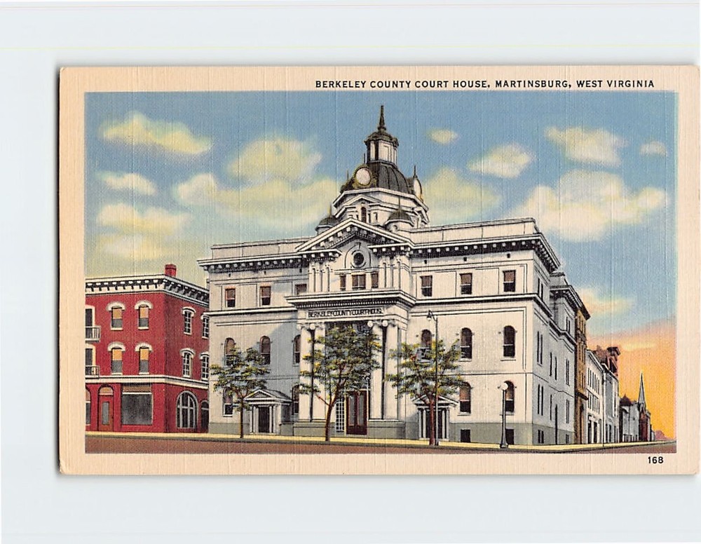 Postcard Berkeley County Courthouse Martinsburg West Virginia USA