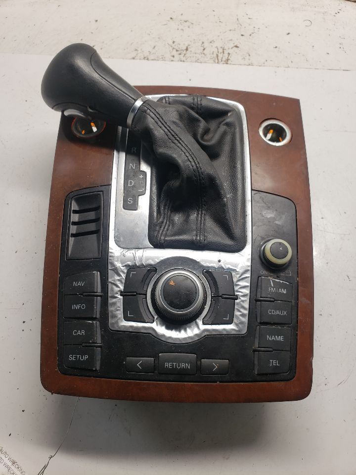 Audio Equipment Radio Control Panel Console Mounted Fits 07-11 AUDI Q7 1308132