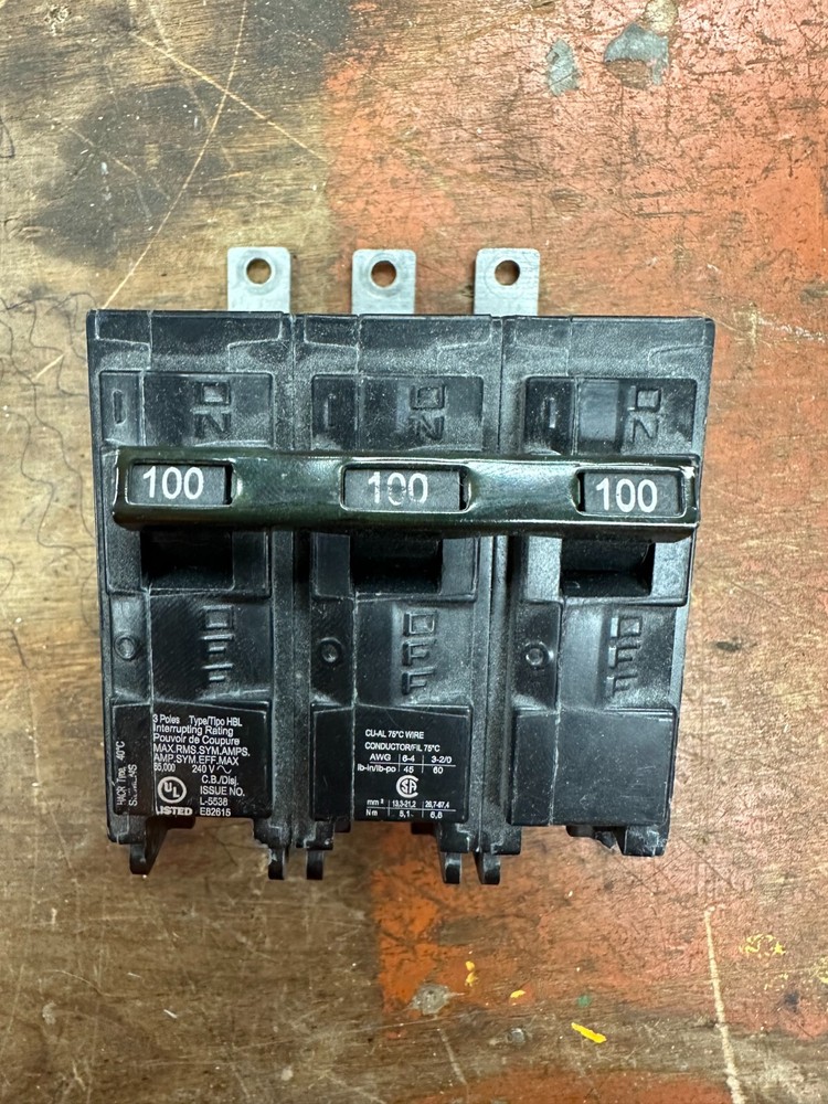 (1) Siemens B3100HH 3 Pole 100 Amp 65KAIC Bolt In Breaker