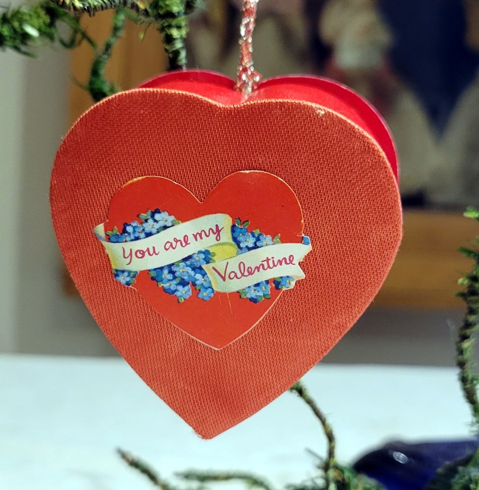 Heart Candy Candy Container & Tree Orn. 1920s Germany. 