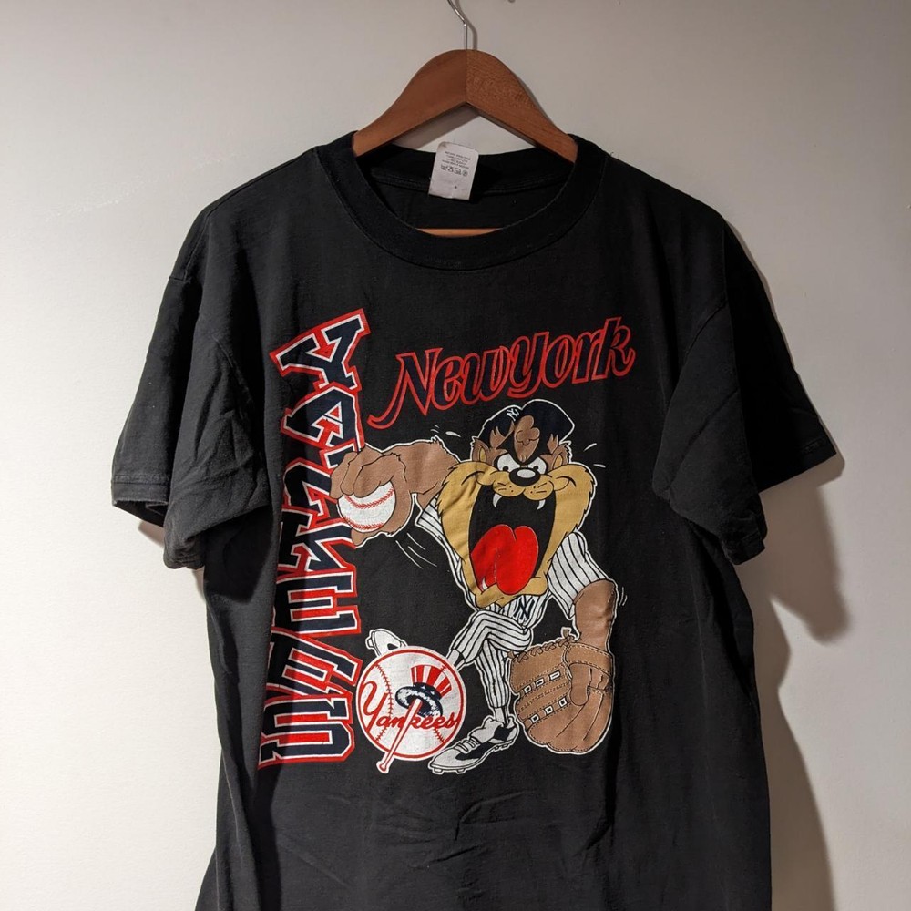 Vtg 90s New York Yankees Taz Looney Tunes black short sleeve T shirt HN1244