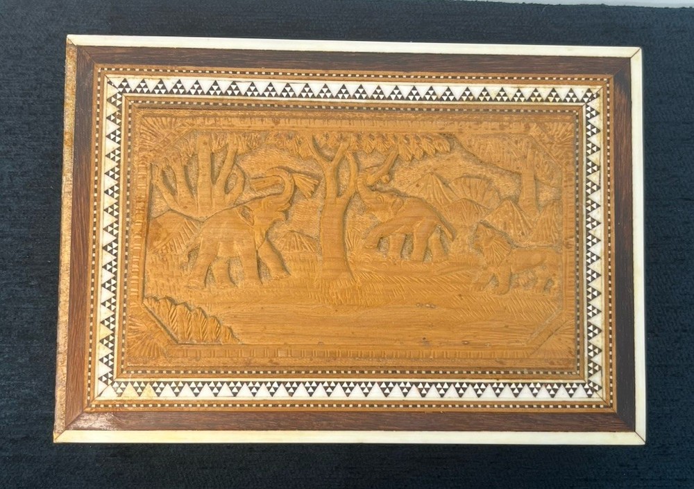 Vintage Hand Carved Wood Inlaid Jewelry Trinket Box Elephants Lion Lock & Key