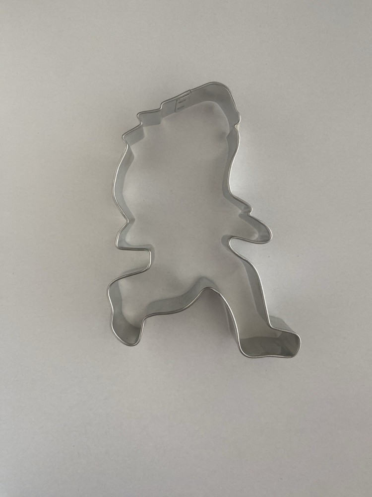 Sasquatch Cookie Cutter Metal - Bigfoot 4.5''