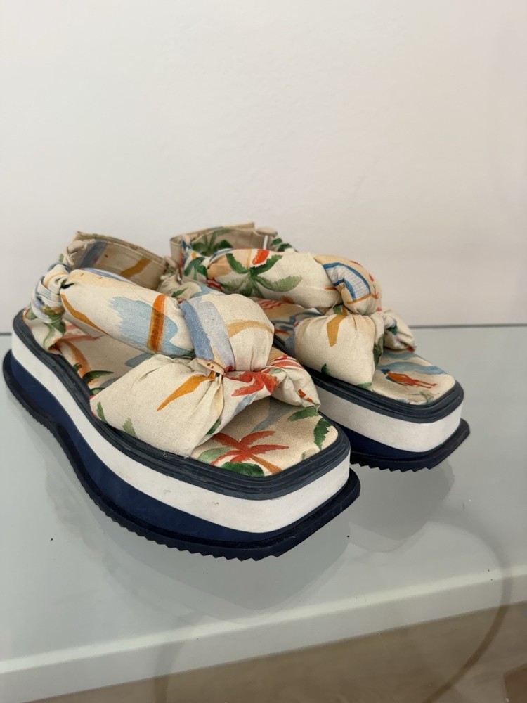 Farm Rio Puffy Chunky Sole Sandals, Size 8