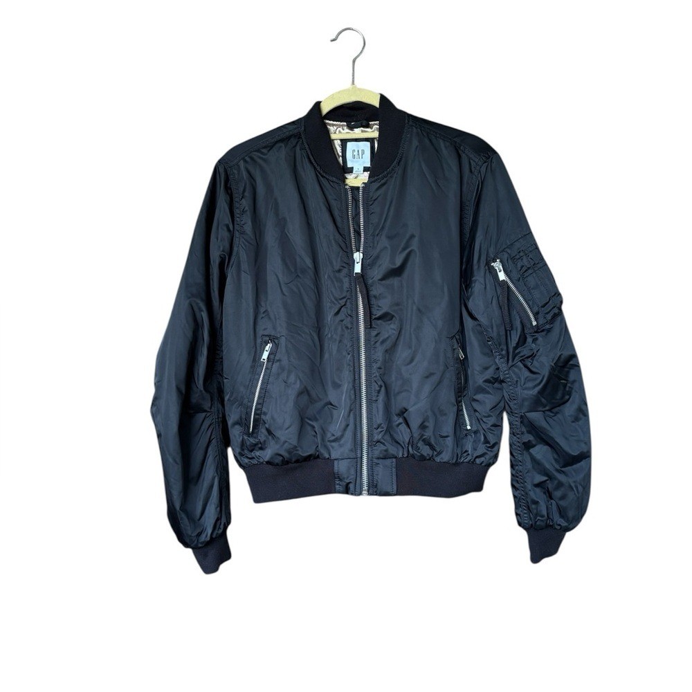 GAP Women's Size S Black Quilted Bomber Streetwear Jacket Satin Lining