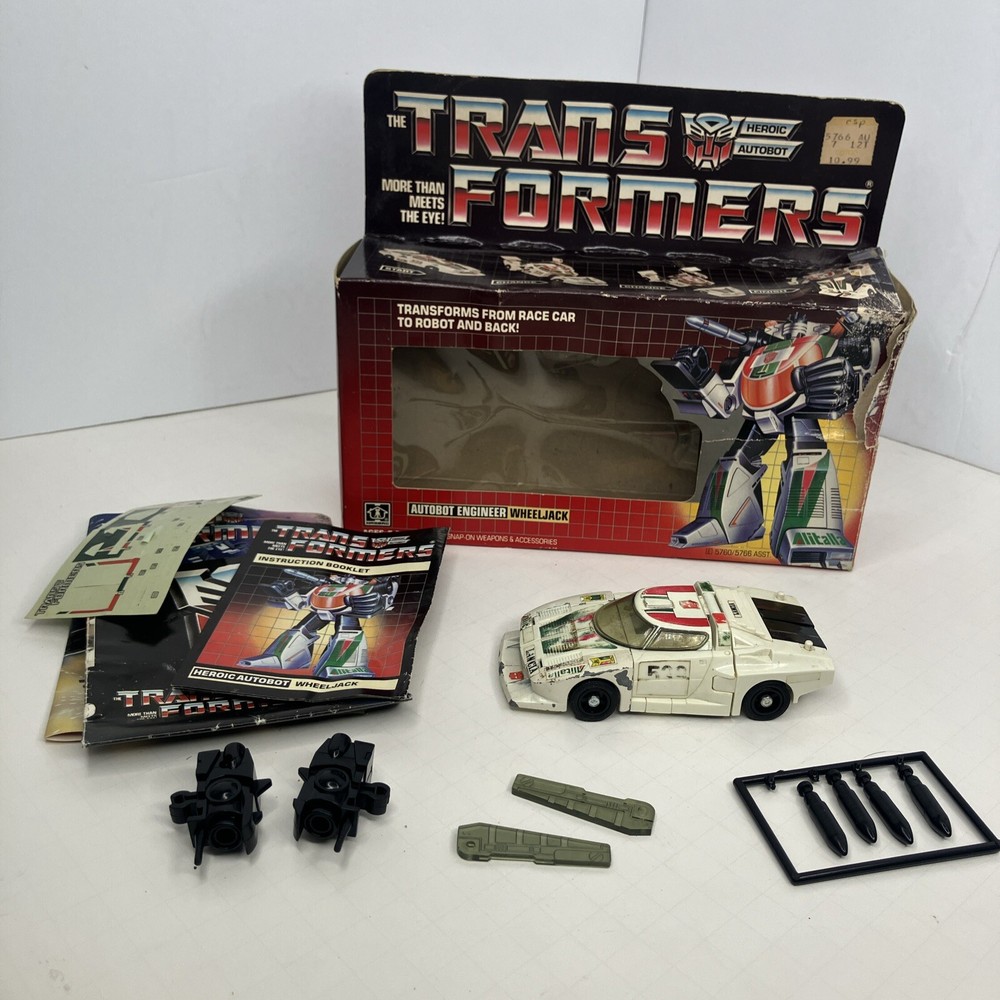 Vintage G1 Transformers Wheeljack Action Figure Complete with Box 1984