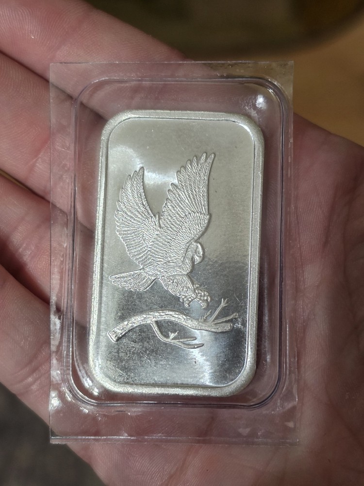 SilverTowne 1 oz Eagle .999 Fine Silver Bar  STILL SEALED
