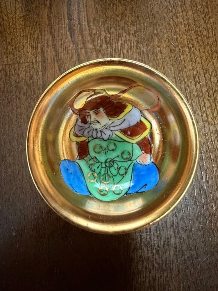 Kyoto Kutani Ware 7 Lucky Gods Gold Painted Choko Set Kitchen Glassware