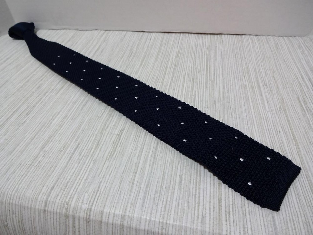 Brunello Cucinelli Navy W/ White Dots Knit Silk Skinny Tie 55