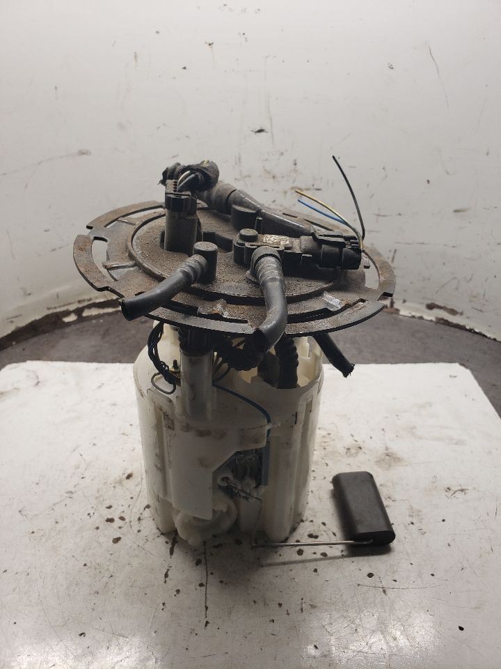 Fuel Pump Assembly 4 Cylinder Fits 03-11 SAAB 9-3 1292047