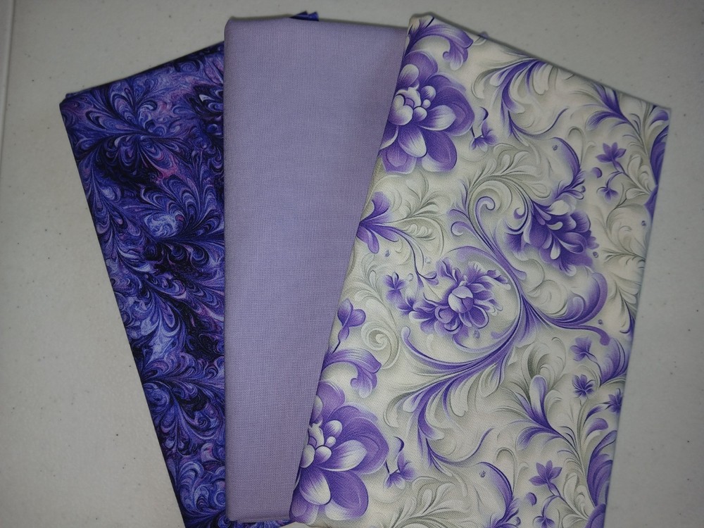 Lot 3 yard Focus Light Dark name brand cotton spring on trend Fabric Cafe look